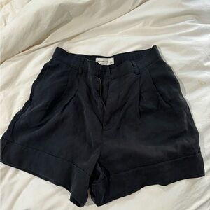 Abercrombie and Fitch high rise short